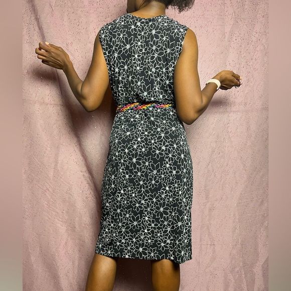 Cute black and whit w stretchy maternity dress size XL no flaws floral flowers - Picture 4 of 8